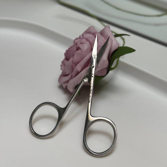 Professional Cuticle Scissors by LisaKon