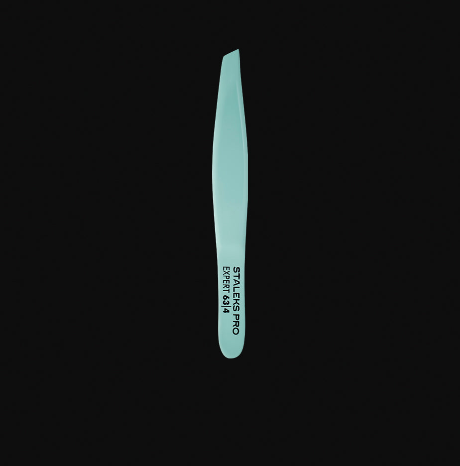 Eyebrow tweezers EXPERT 63 TYPE 4 (slant, blue)