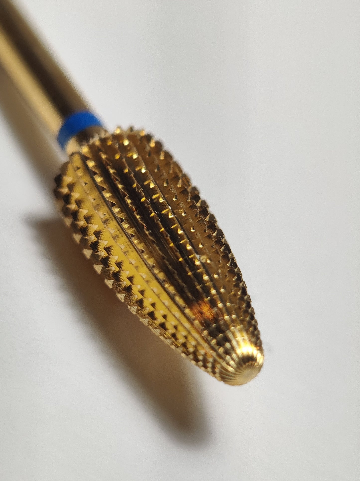 Lisakon - Drill Bit Carbide Gold Typhoon Shape blue/red/yellow