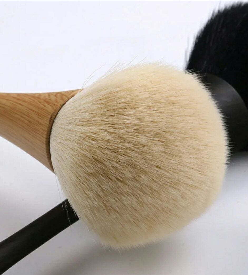 Nail cleaning dust brush